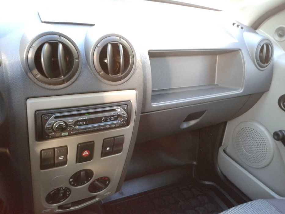 DACIA LOGAN 1.6 2007 ambiance