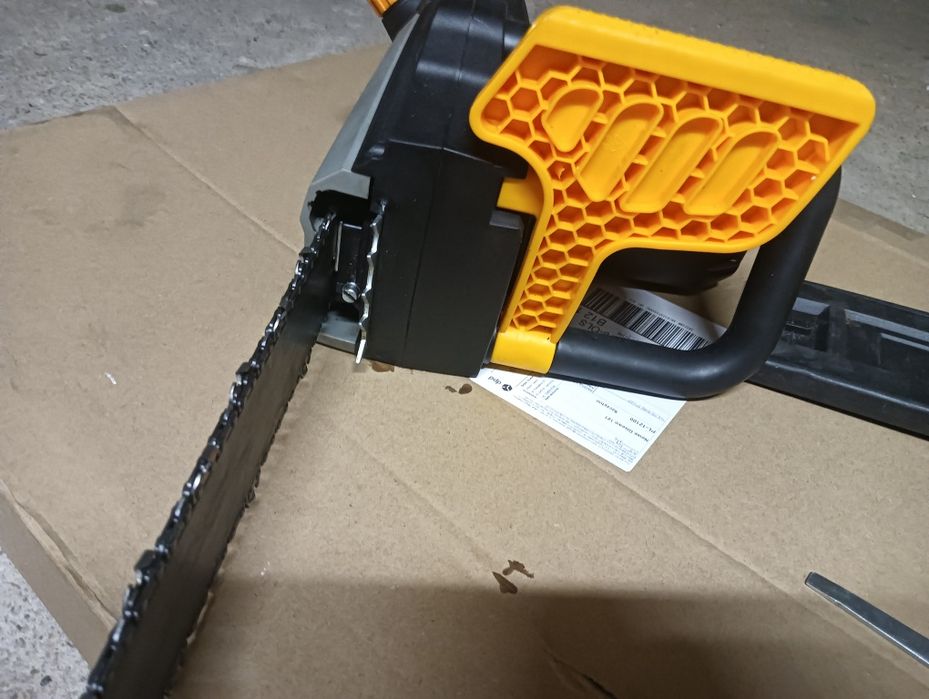 Piła łańcuchowa elektryczna