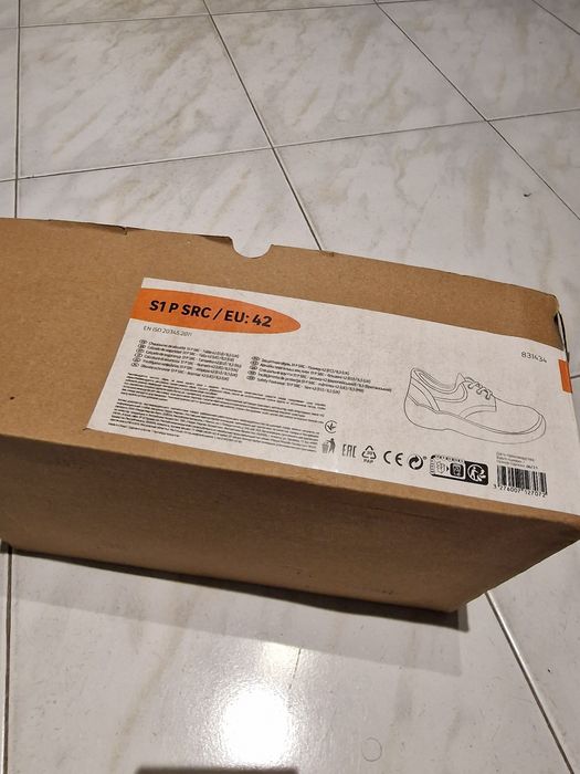 Calçado de segurança S1 P SRC