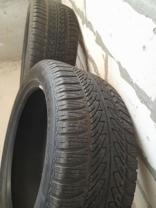 Зимова гума GoodYear 285/45 R20