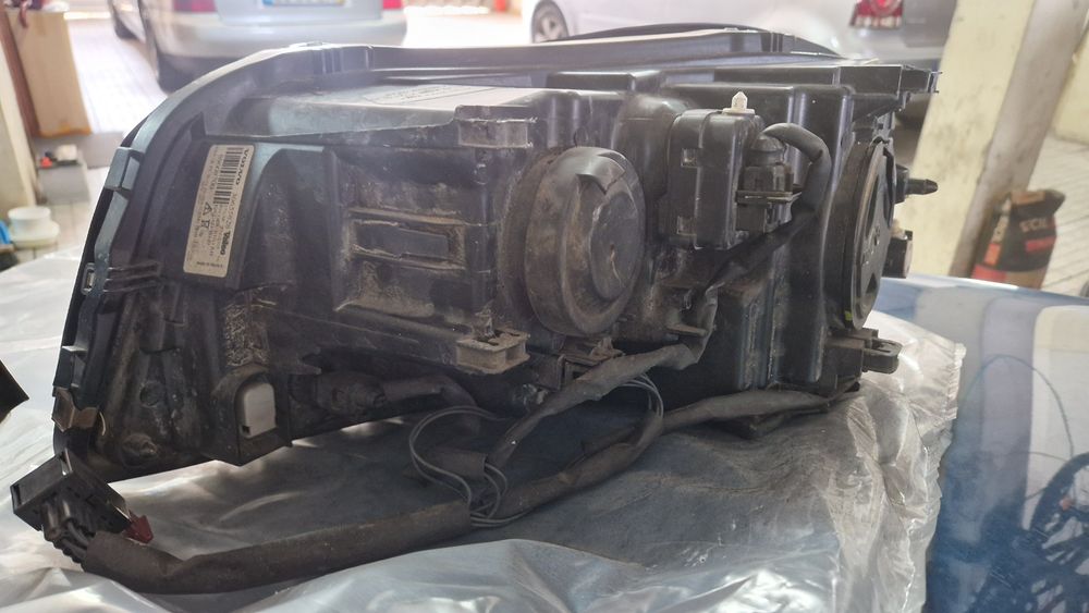 Farois Bi-Xenon Volvo XC90 2004