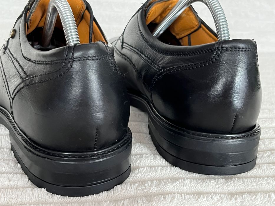 Venturini męskie skórzane półbuty trzewiki 42