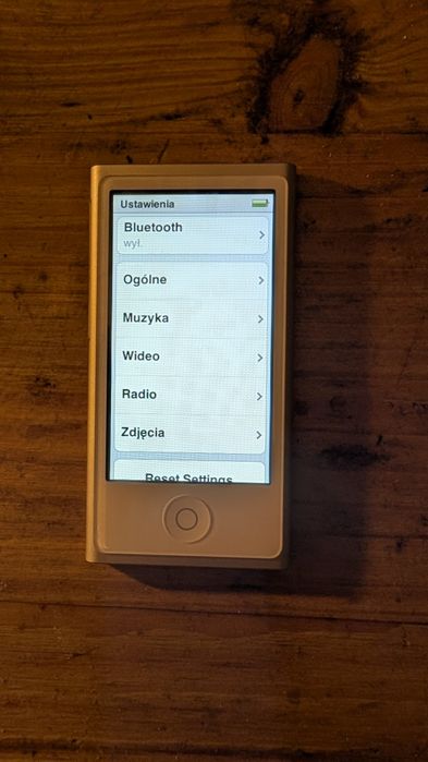 Apple iPod Nano 7 generacji 16GB Srebrny (Silver) + Kabel + Słuchawki