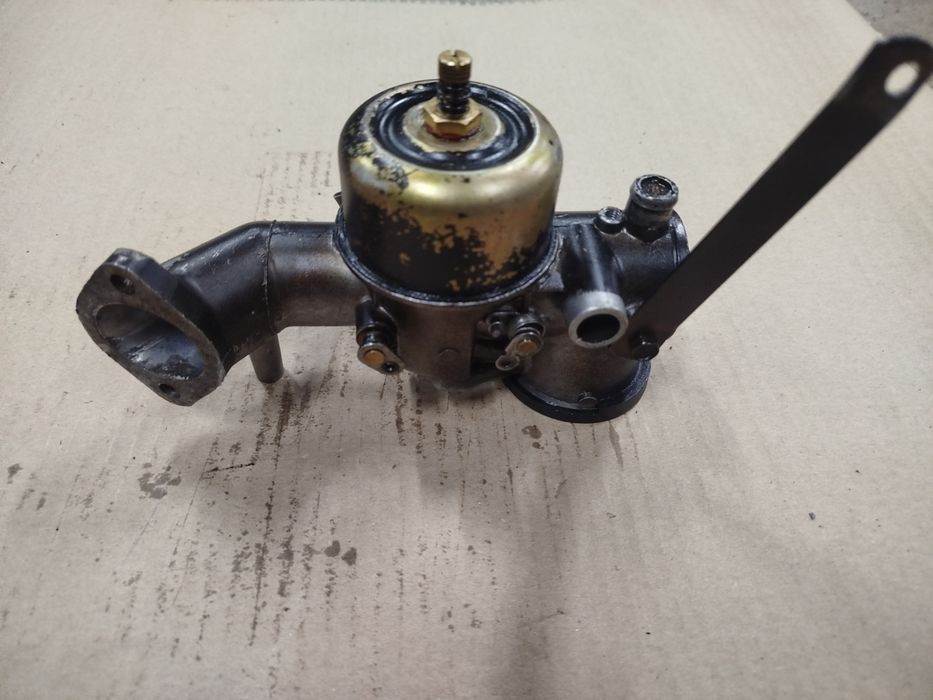 Gaźnik do silnika Briggs&stratton 11hp stary typ