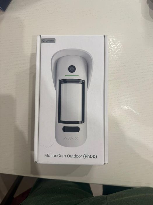 Вуличний бездротовий датчик руху Ajax MotionCam Outdoor