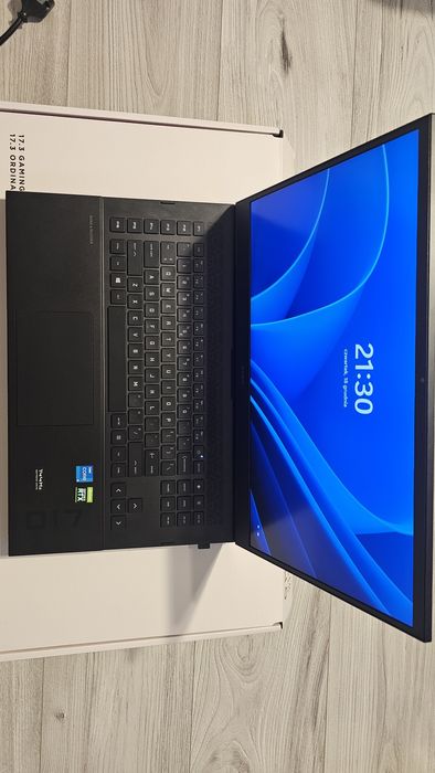 HP OMEN 17 RTX 3060 | i5-11400H | 16 GB RAM | 144 Hz | Stan idealny