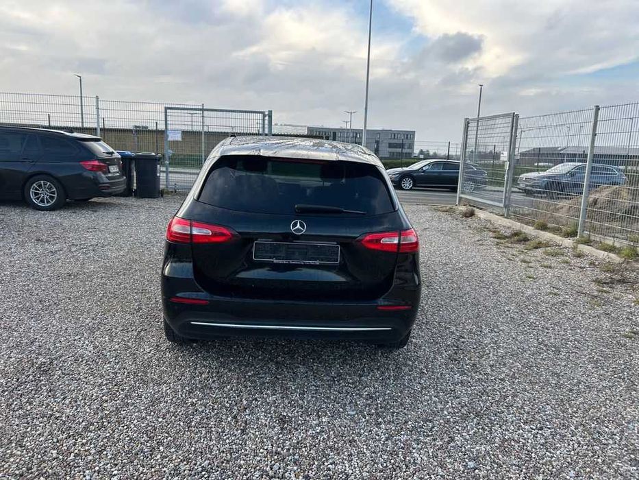 Разборка MERCEDES W169/W176/W177/W242/W245/W246/W247 бампер фара крило