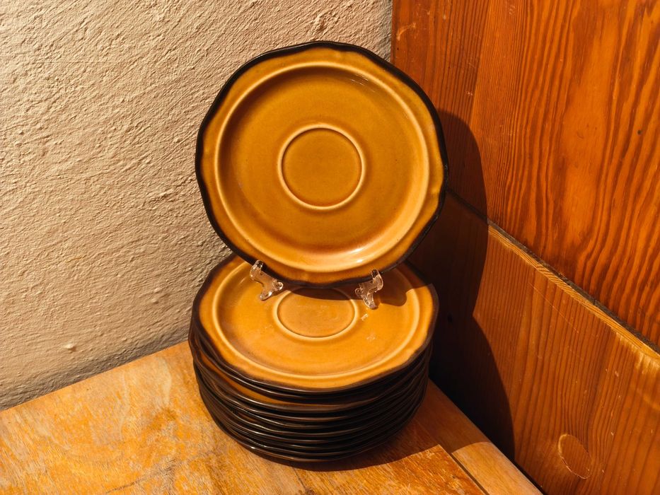 Miodowy spodek podstawka pod filiżankę Nostalgia Porcelit Pruszków PRL