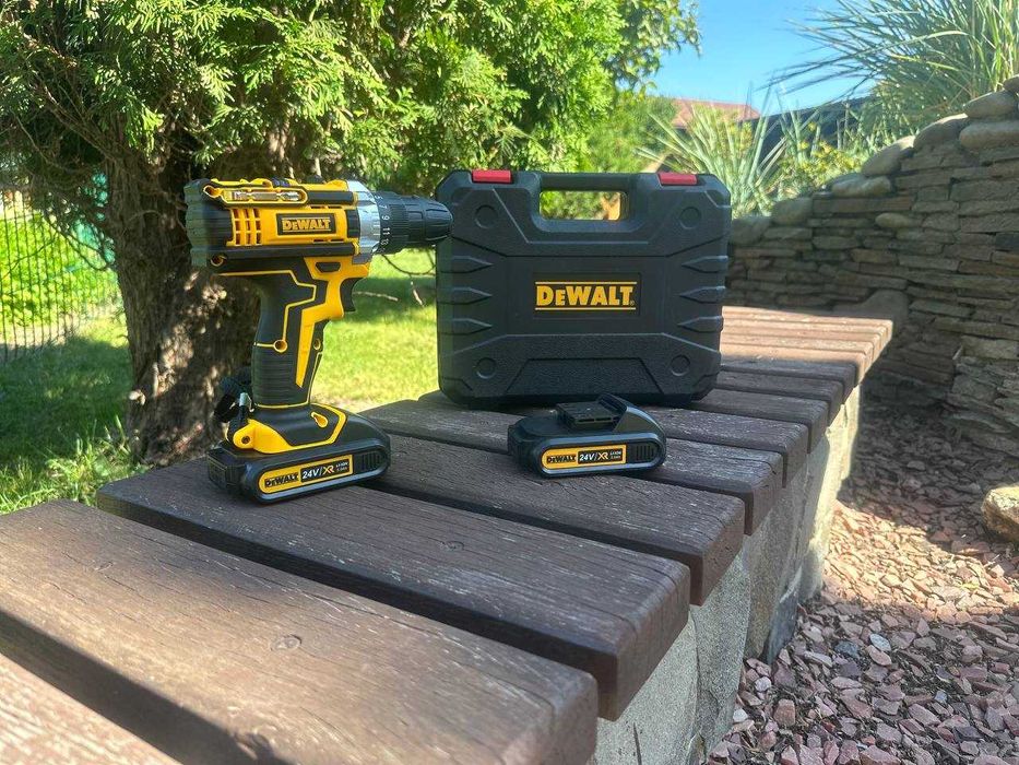 Шуруповерт DeWALT 24V 2 АКБ. Дрель шуруповерт ударный девольт