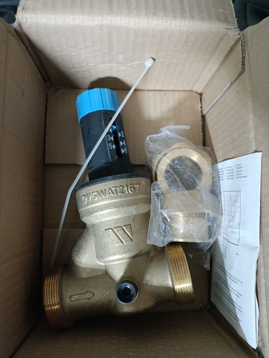 Reduktor ciśnienia Watts dn40 1 1/2" DRV/N