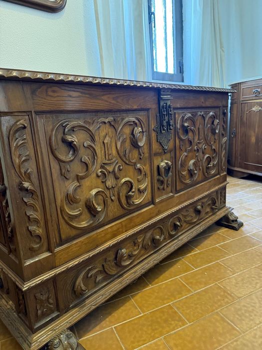 Baú madeira maciça