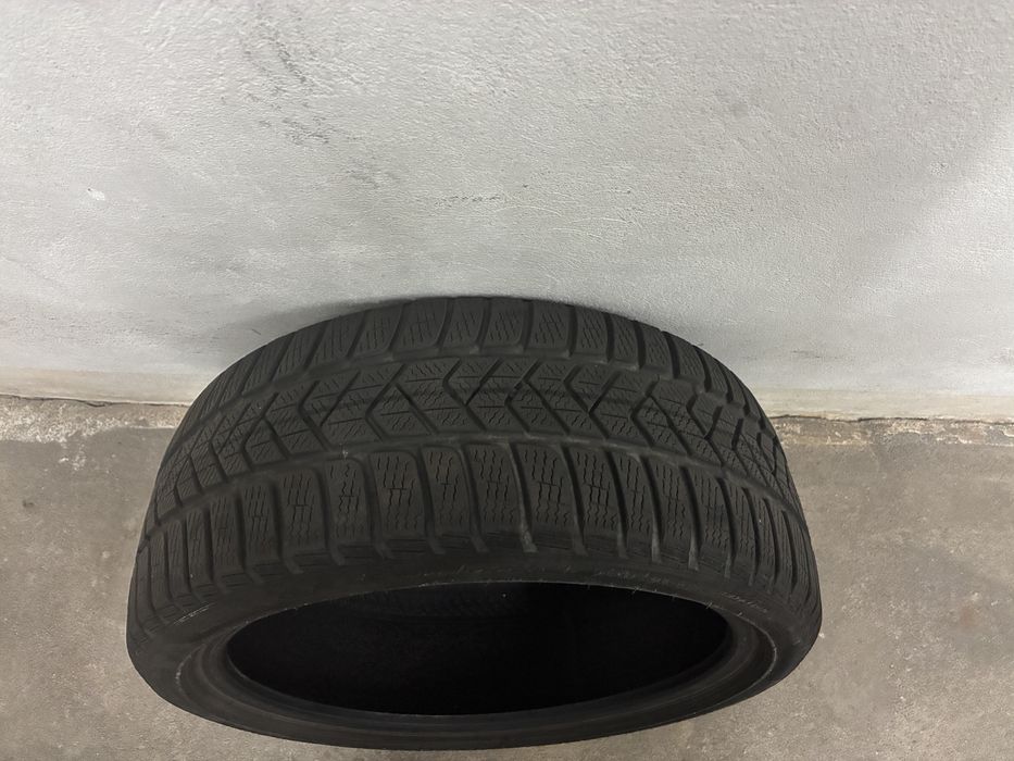 Opona zimowa 1 sztuka Pirelli 225/40 R18 Sottozero Winter
