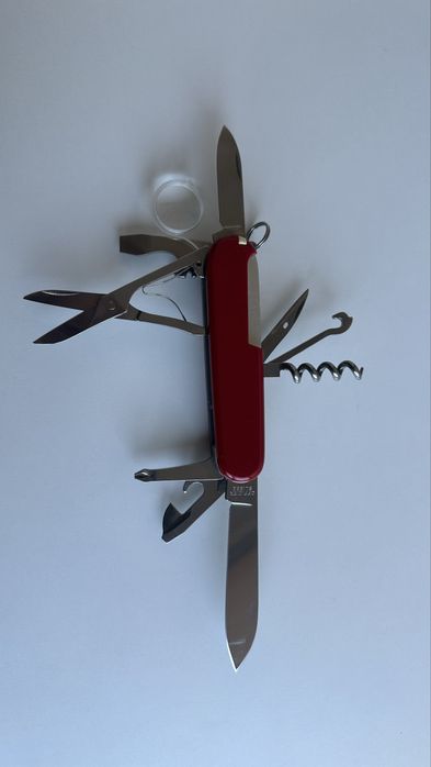Victorinox Explorer vermelho