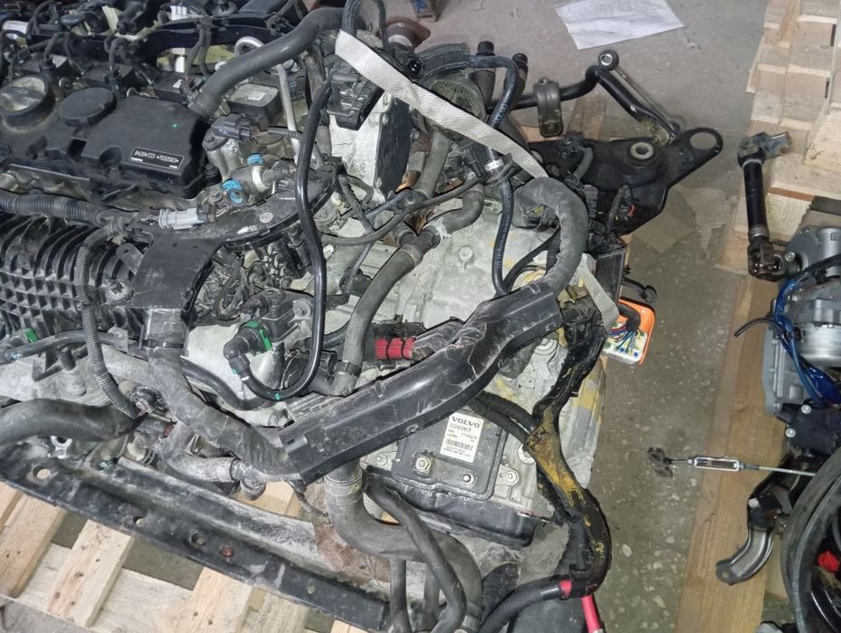 Двигун Volvo s90 t5