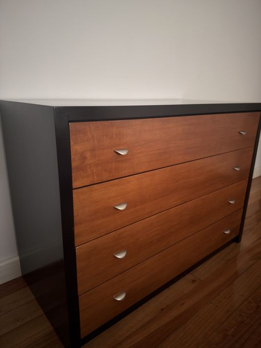 Quarto de casal completo-Excelente estado
