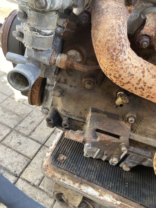 Продам полный комплект змз 406 двигатель газель соболь,волга 11000км