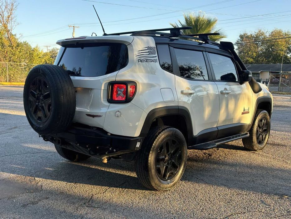 Jeep Renegade      2018