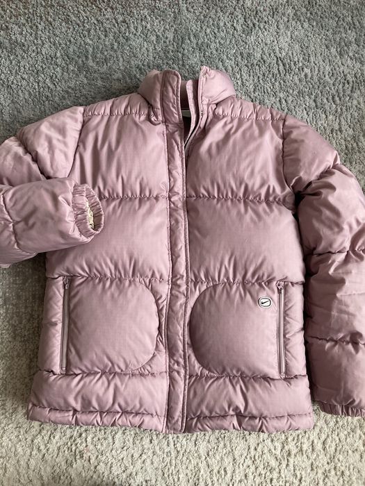 Жіноча пухова куртка Nike