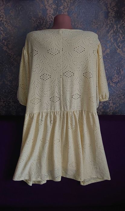 Красивое платье с перфорацией большой размер батал