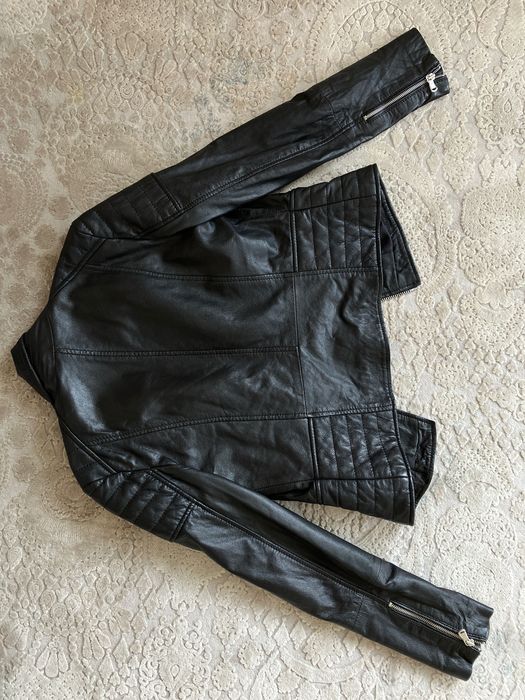 Косуха Barney's. Натуральна шкіра, стан нової