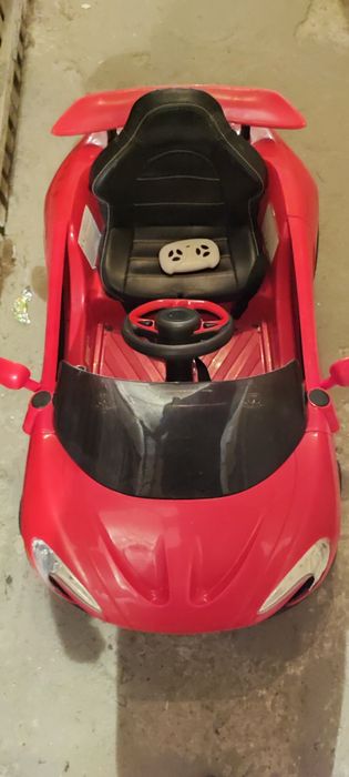 Samochodzik elektryczny dla dzieci
