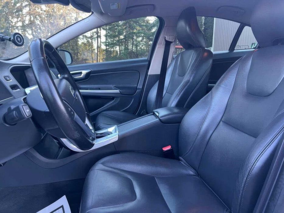 Volvo S60 T5 Dynamic      2017