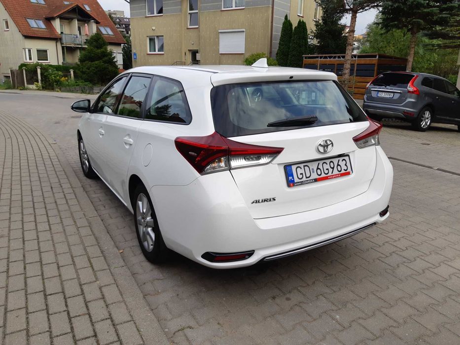 Toyota Auris II Kombi rok 2018