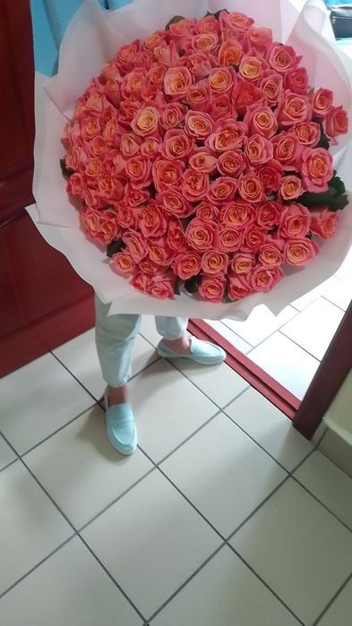 101 троянда одразу з теплиці • Доставка по Києву Безкоштовна • Квіти •