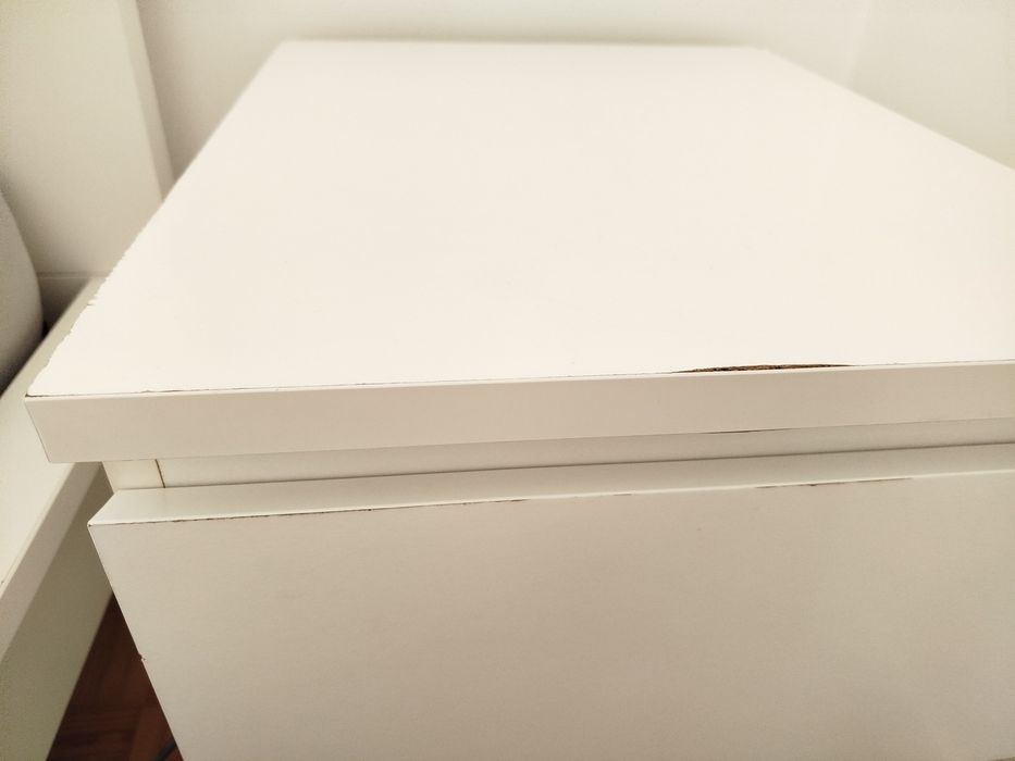 Mesa de cabeceira IKEA branca