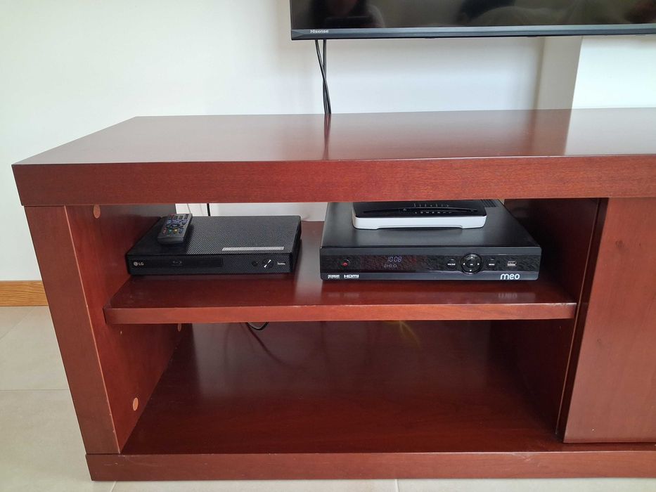 Móvel base de TV