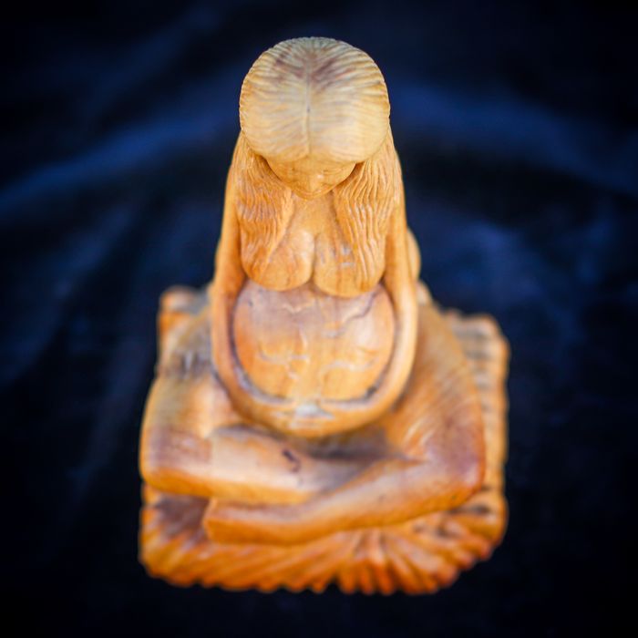 Estatua de Madeira, Terra Mãe/Mãe Natureza