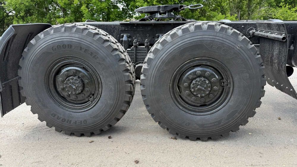 КАМАЗ 4310 Сідловий тягач
