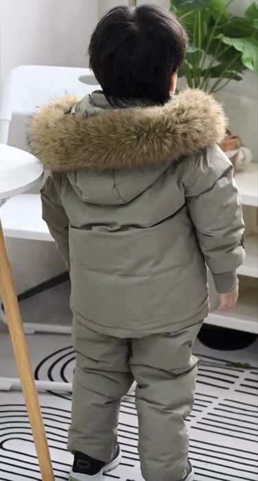 Зимовий дитячий комбінезон