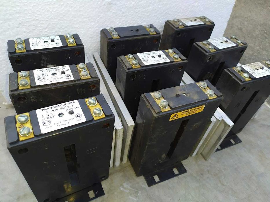 Трансформатори струму 1000/5 Т-0,66 0,5S
