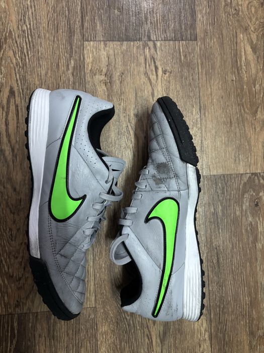 Сороконіжки, сороконожки Nike Tiempo Найк тиемпо 43-44