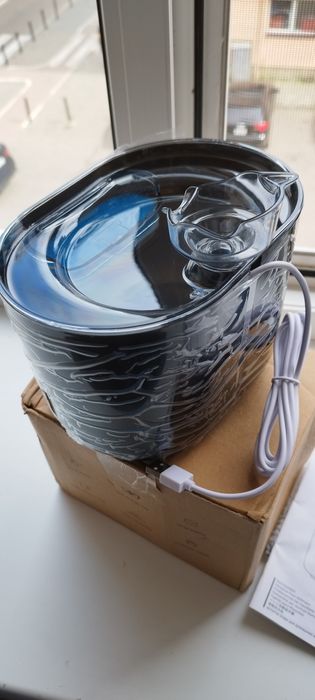 Новий Фонтан-поїлка для Котів і Собак