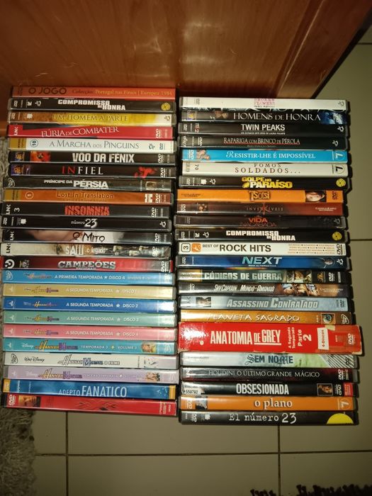 Filmes em DVD originais.