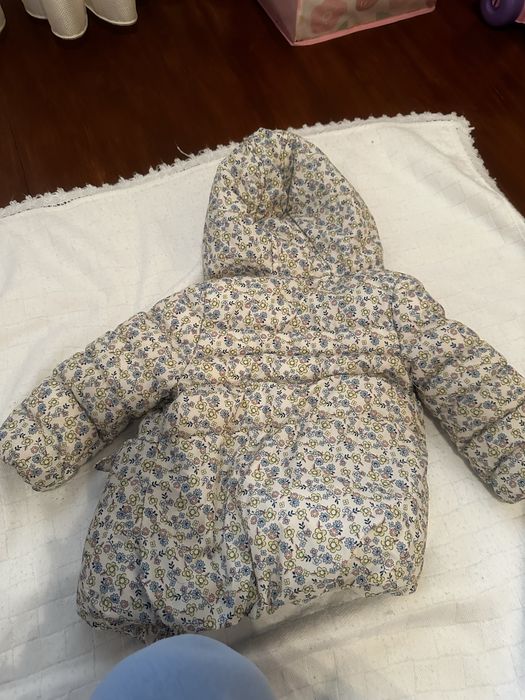 Курточка для дівчинки на 12-18 місяців