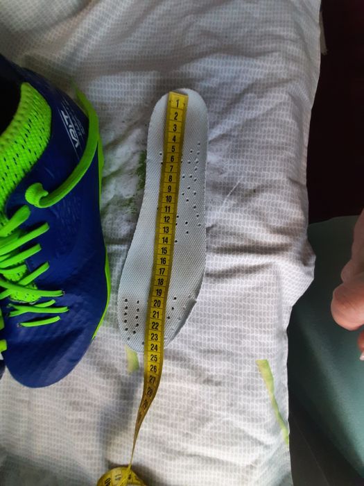 Продам бутси 38 розмір