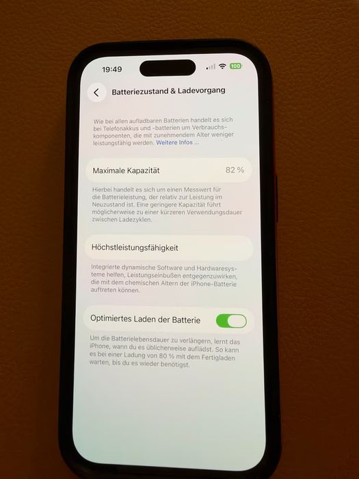 iPhone 14 Pro 128GB Czarny - Stan Bardzo Dobry z Etui