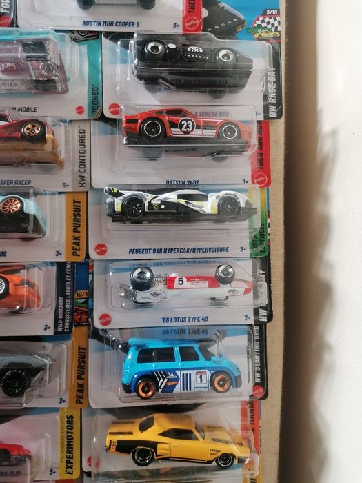 Miniaturas Hotwheels e Matchbox