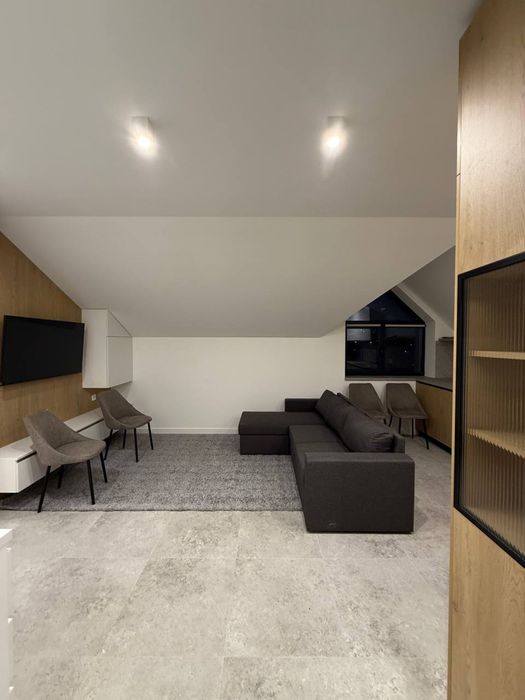 Оренда 2 кімнатної квартири новобудова Перемога 4