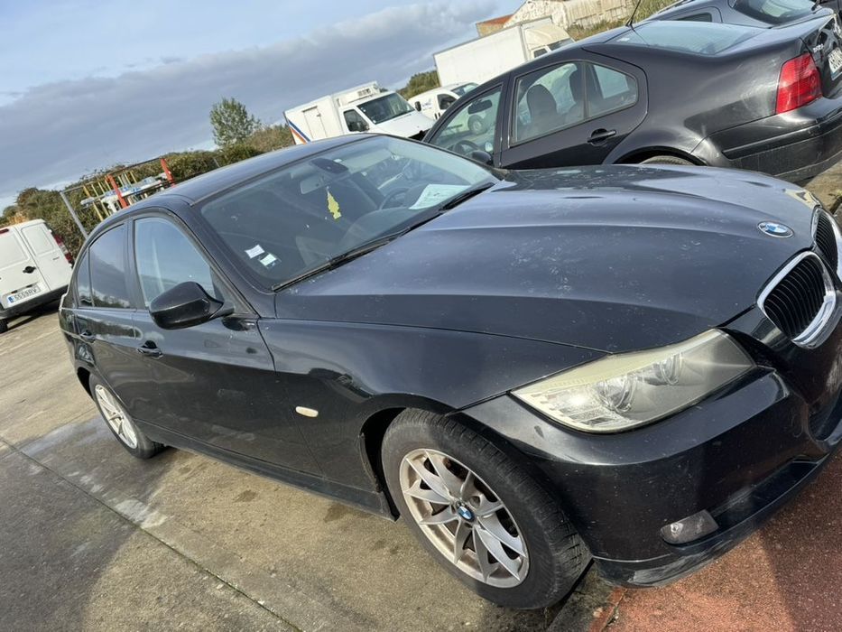 Bmw E90 320D para peças