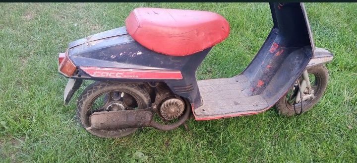 Продам б/у скутер Honda tact ab07