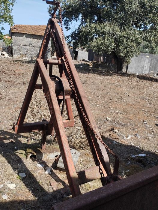 Pá traseira com Garfo COSTA