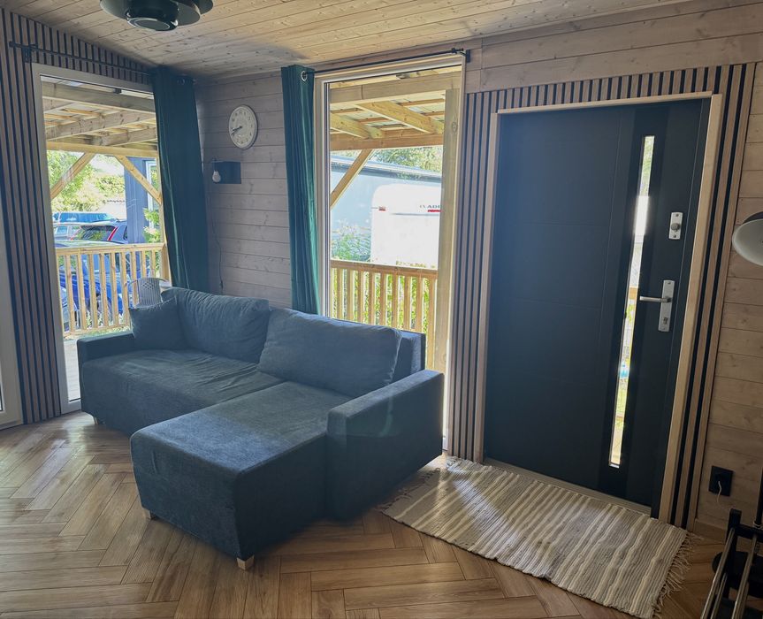 Komfortowy domek modułowy w centrum Jastarni – 100 m od Zatoki!