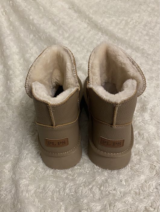 уггі з натуральної шкіри