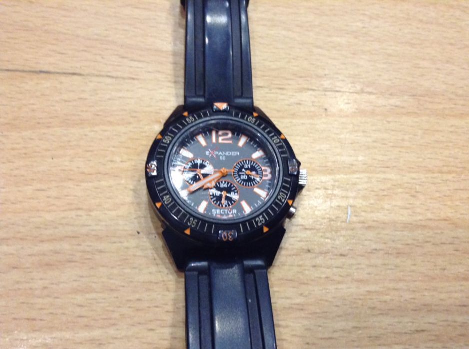 Relógio de precisão SECTOR