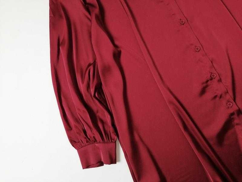 Свободное атласное платье рубашка