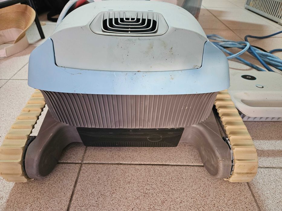Robot aspirador piscina